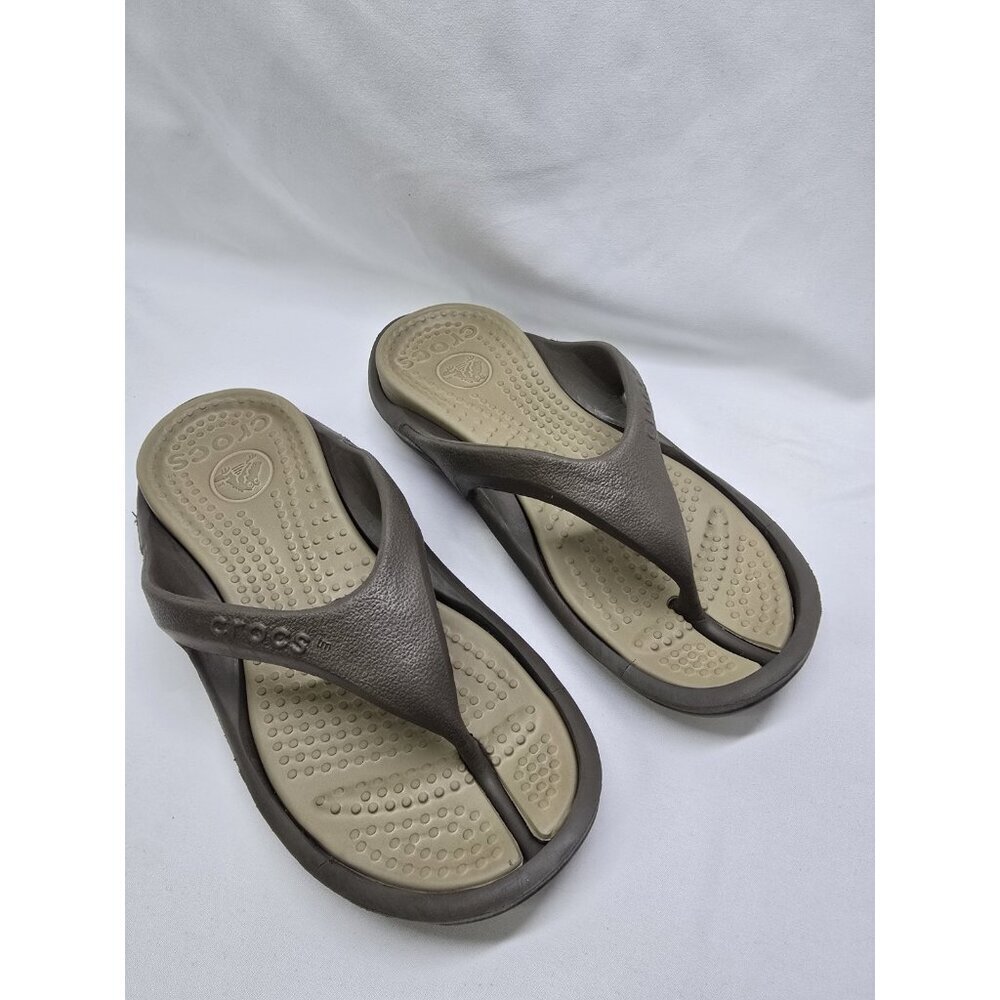 Crocs Unisex Athens Sandal Size 7 Womens / 5 Mens Brown/Beige Thong Flip Flops